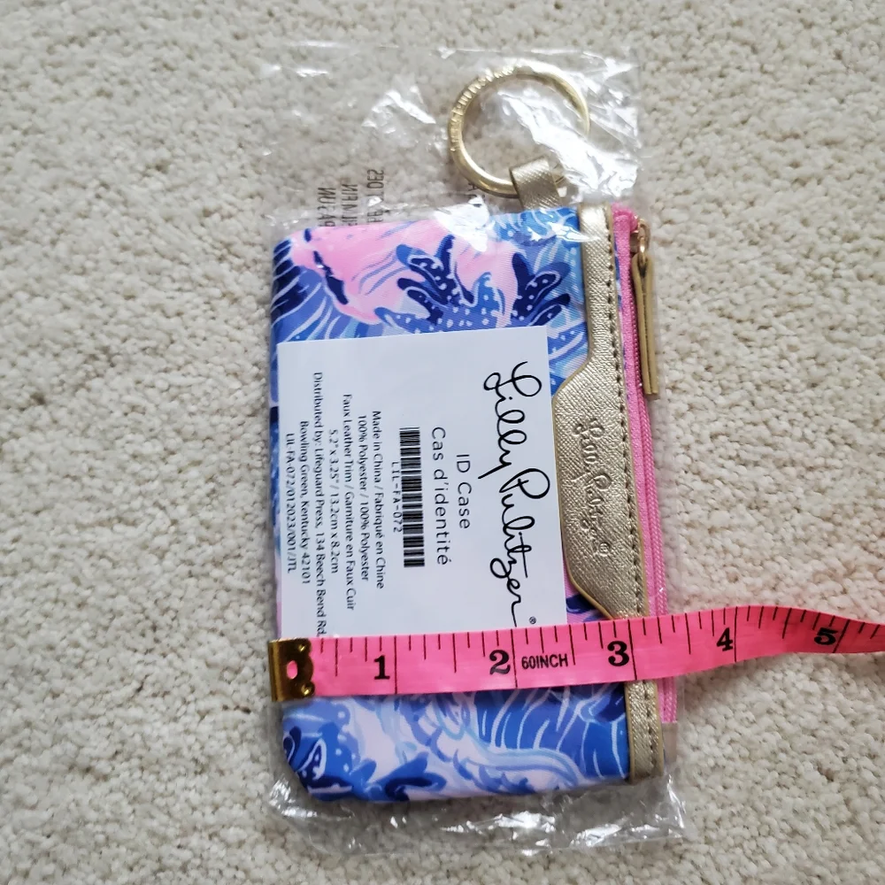 NWT Lilly Pulitzer Shade Seekers ID Case Tropical Print Keychain